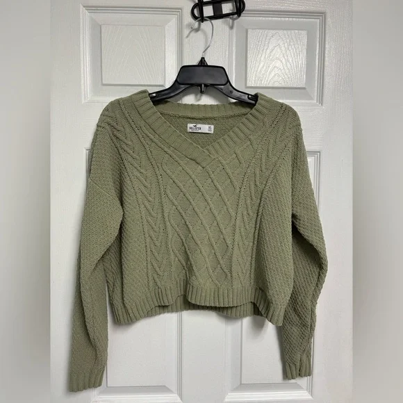 Hollister Cable Knit V-Neck Cropped Sweater Olive Green Women’s Size XS - Picture 1 of 7